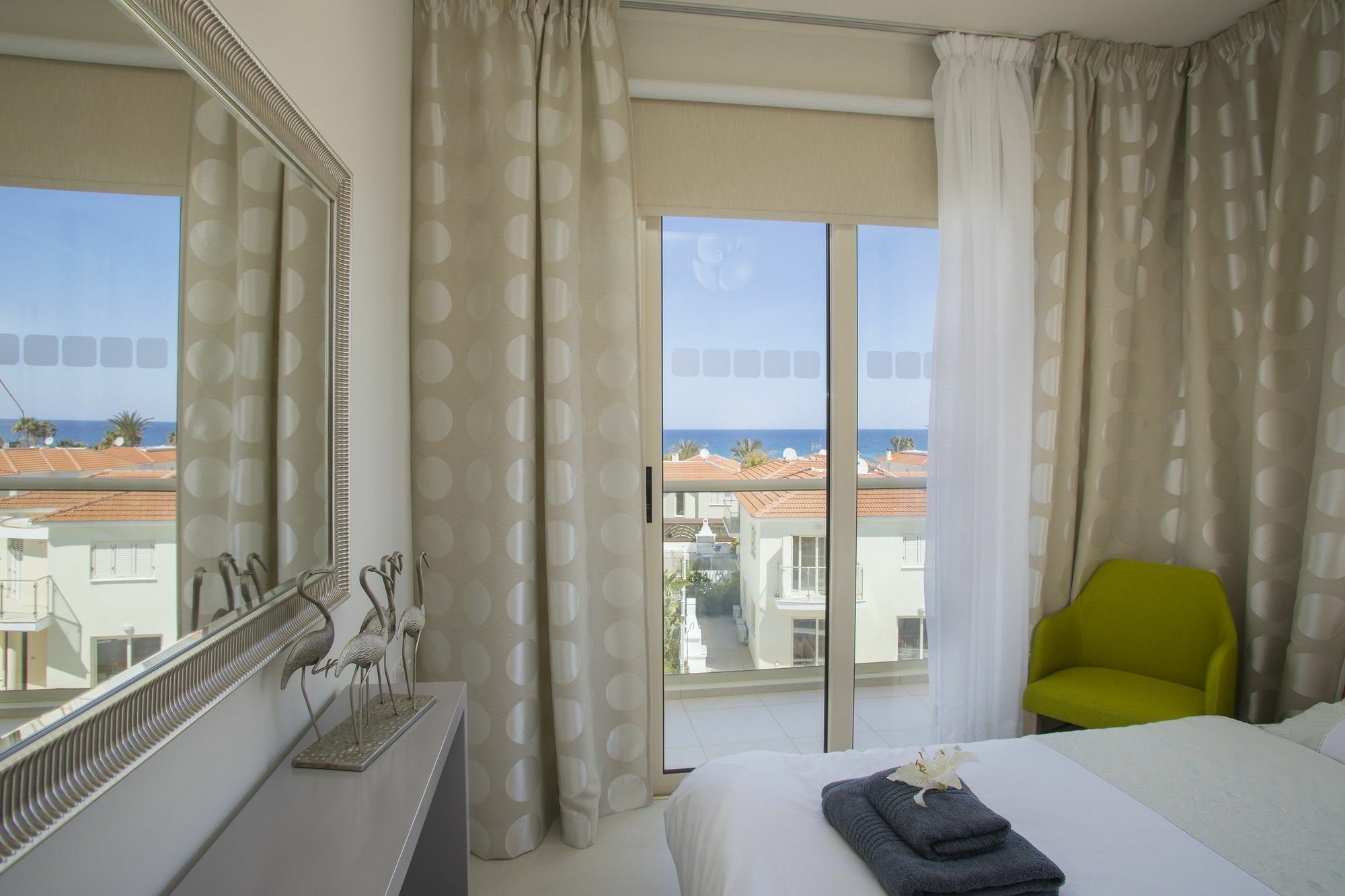 Marianna Suite Pernera Екстериор снимка